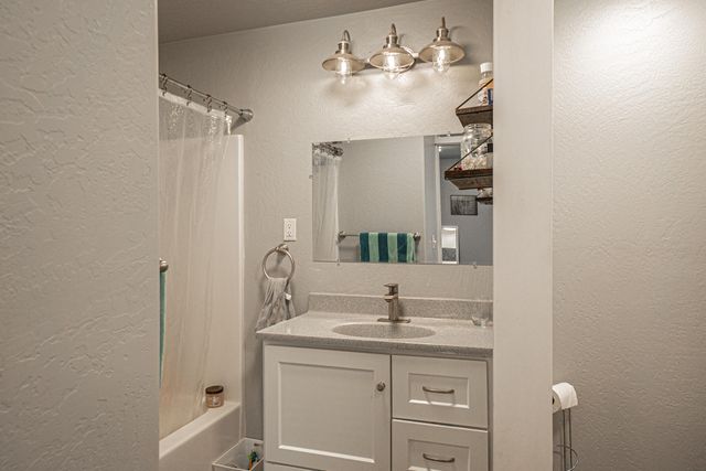 549 Wilson Road, Central Point, OR 97502