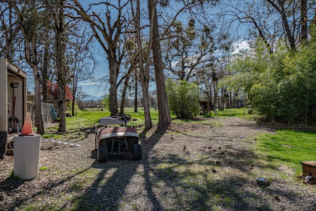 549 Wilson Road, Central Point, OR 97502