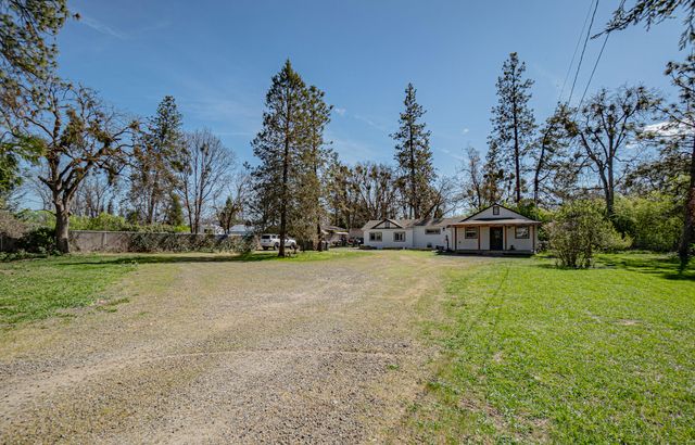 549 Wilson Road, Central Point, OR 97502