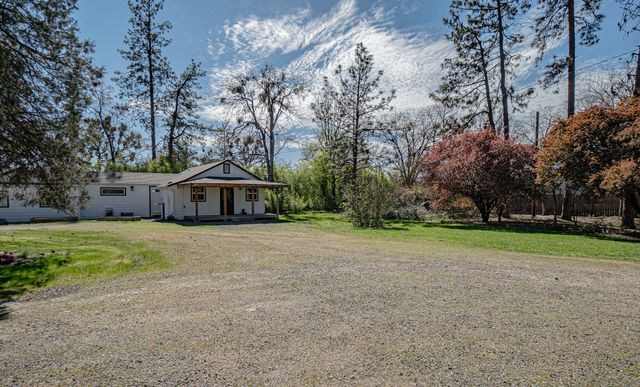 549 Wilson Road, Central Point, OR 97502