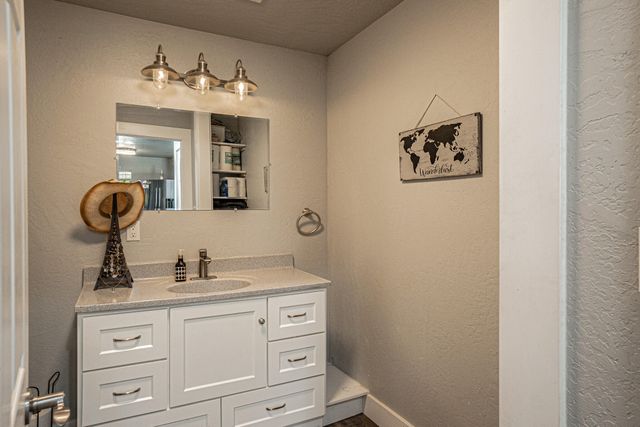 549 Wilson Road, Central Point, OR 97502