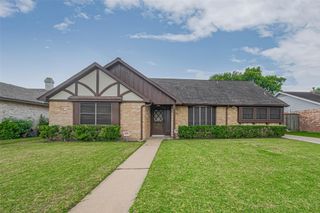 10518 Huntington Dale Drive, Houston, TX 77099