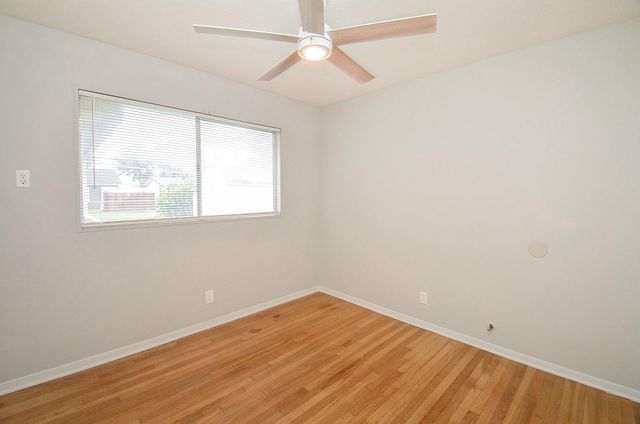 6322 Clemson Street, Houston, TX 77092