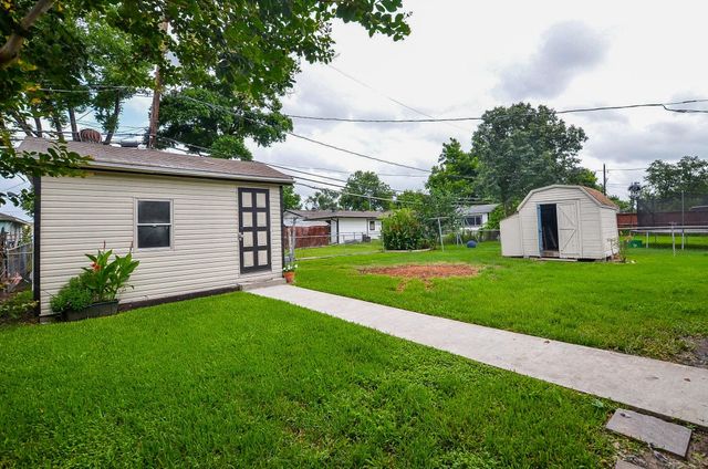 6322 Clemson Street, Houston, TX 77092