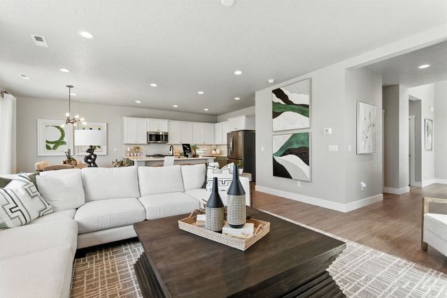 5520 W Lost Rapids St, Meridian, ID 83646