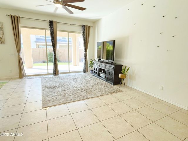 273 E Lantana Drive, Chandler, AZ 85286