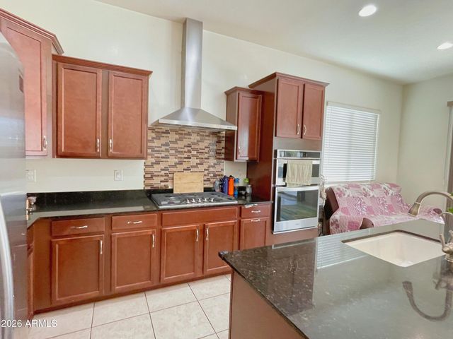 273 E Lantana Drive, Chandler, AZ 85286