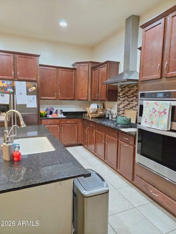 273 E Lantana Drive, Chandler, AZ 85286