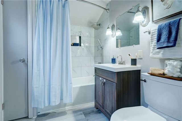 110 Highwood Road, Irondequoit, NY 14609