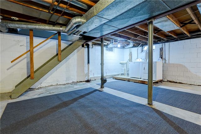 110 Highwood Road, Irondequoit, NY 14609