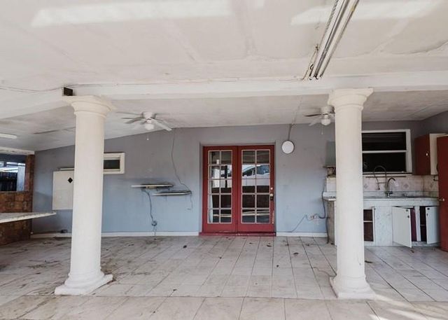3610 SW 36 St, West Park, FL 33023