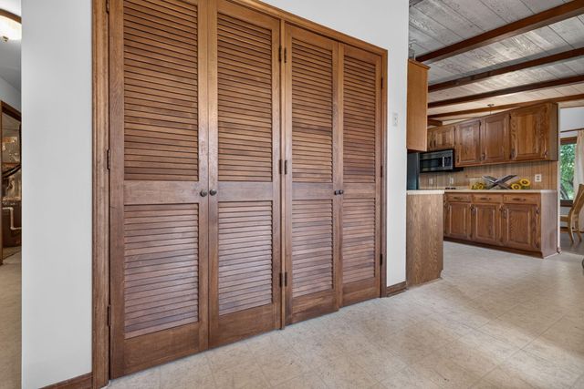 851 W Stonehill Road, Ozark, MO 65721