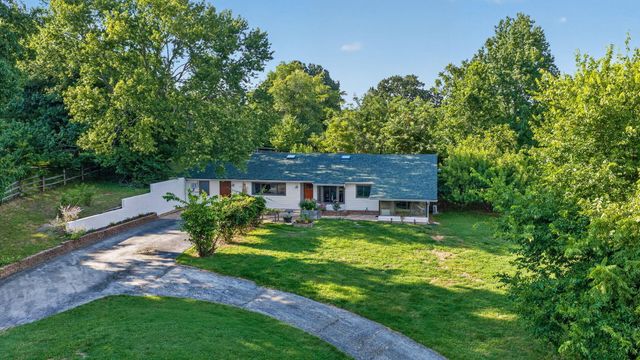 851 W Stonehill Road, Ozark, MO 65721