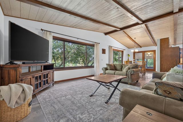 851 W Stonehill Road, Ozark, MO 65721
