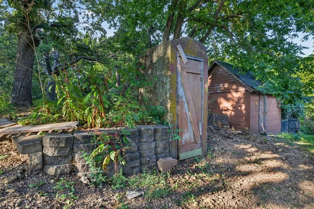 851 W Stonehill Road, Ozark, MO 65721