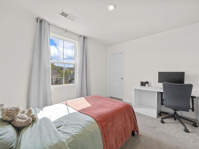 536 Heavenly Days St, Inman, SC 29349