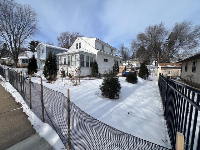 71 Magnolia Avenue E, Saint Paul, MN 55117