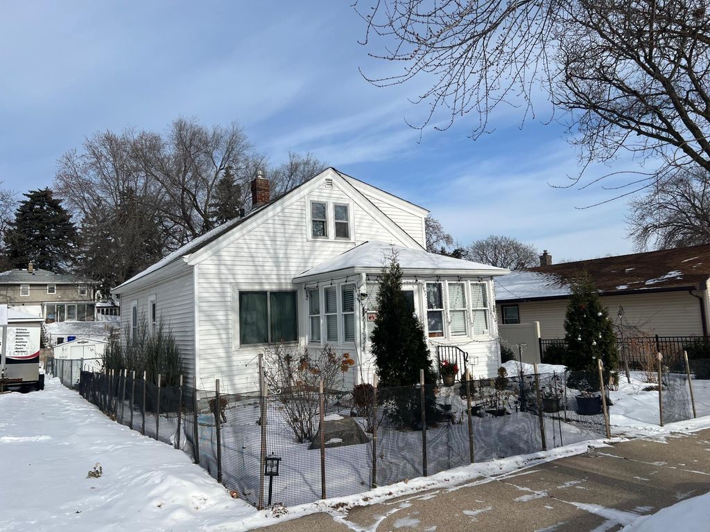 71 Magnolia Avenue E, Saint Paul, MN 55117