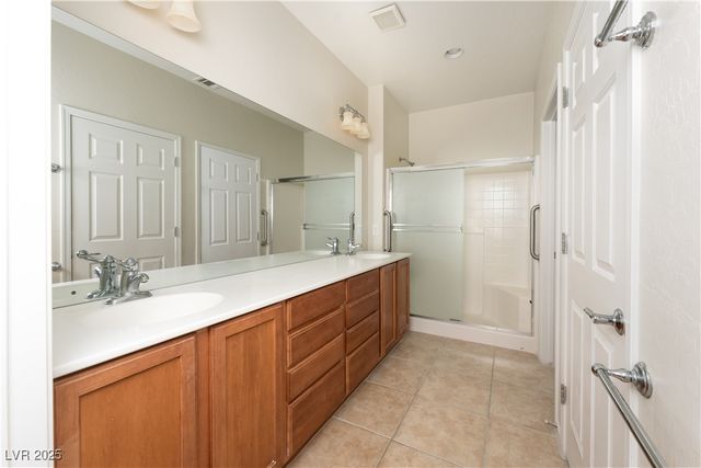 2413 Great Auk Avenue, North Las Vegas, NV 89084