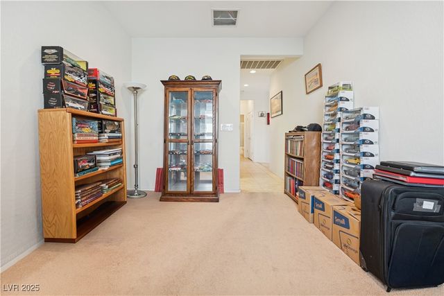 2413 Great Auk Avenue, North Las Vegas, NV 89084