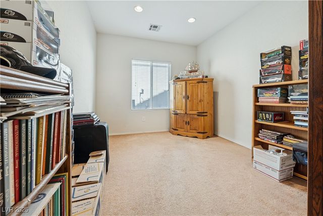 2413 Great Auk Avenue, North Las Vegas, NV 89084