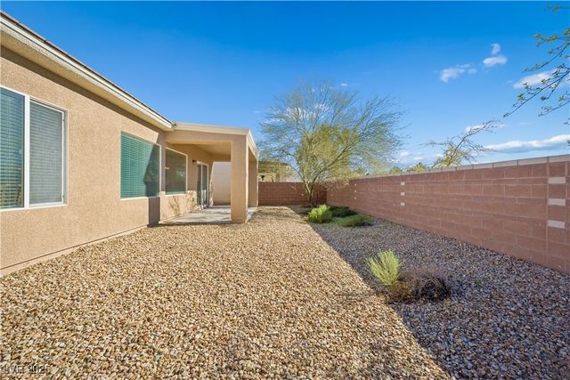 2413 Great Auk Avenue, North Las Vegas, NV 89084