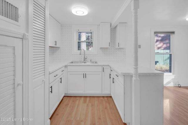 120 E Ashland Ave, Louisville, KY 40214