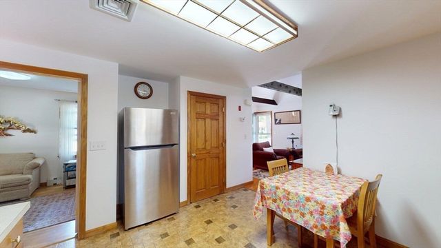154 Thacher St, Attleboro, MA 02703