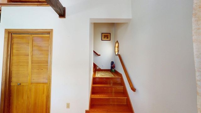 154 Thacher St, Attleboro, MA 02703