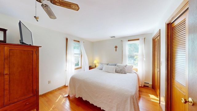 154 Thacher St, Attleboro, MA 02703