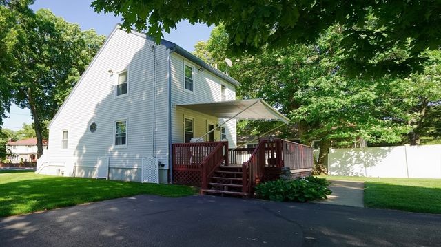 154 Thacher St, Attleboro, MA 02703