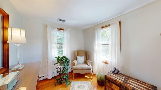 154 Thacher St, Attleboro, MA 02703