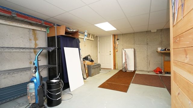 154 Thacher St, Attleboro, MA 02703