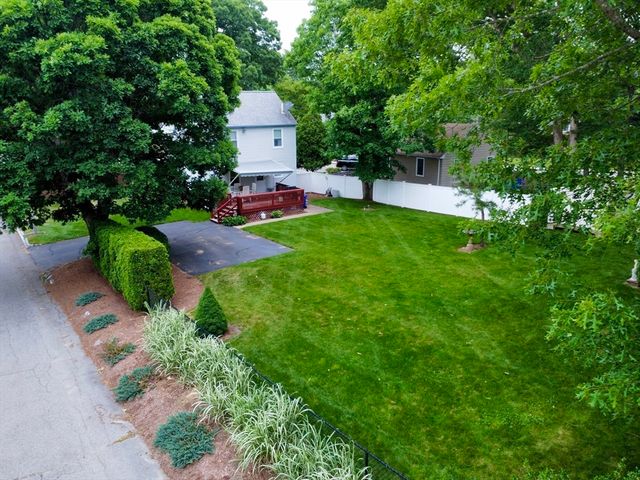 154 Thacher St, Attleboro, MA 02703