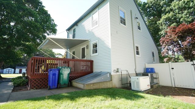 154 Thacher St, Attleboro, MA 02703