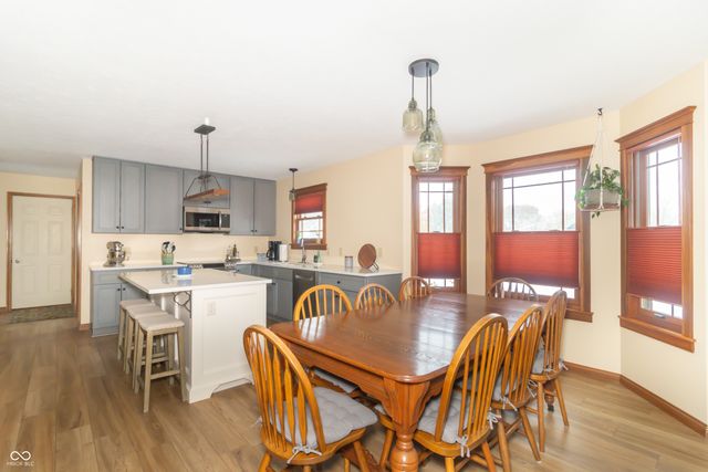 6703 W Suncloud Drive, New Palestine, IN 46163