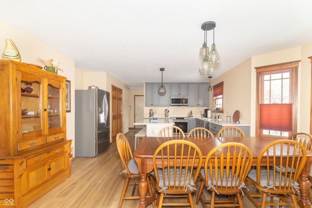 6703 W Suncloud Drive, New Palestine, IN 46163