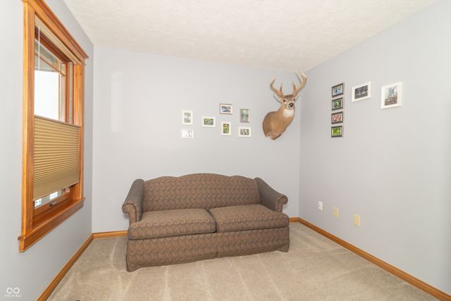 6703 W Suncloud Drive, New Palestine, IN 46163