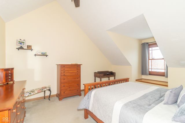 6703 W Suncloud Drive, New Palestine, IN 46163