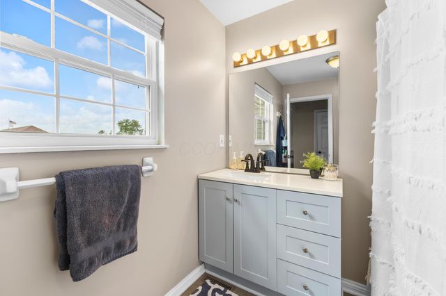 606 Chadwood Drive, Columbus, OH 43230