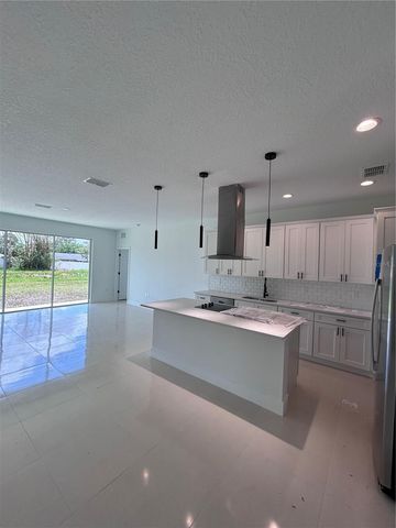 286 CATALONIA AVENUE NW, Palm Bay, FL 32907