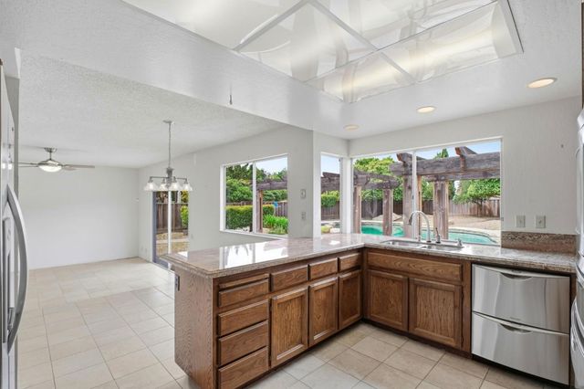 4157 Isola Drive, Fremont, CA 94555