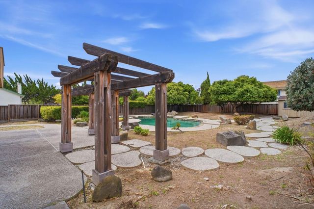 4157 Isola Drive, Fremont, CA 94555