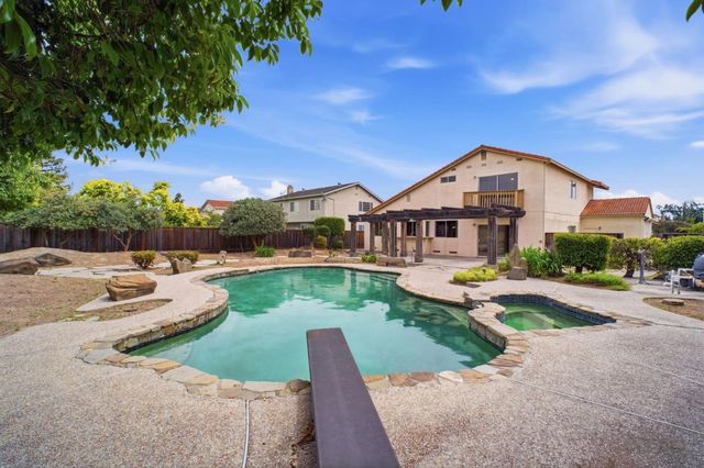 4157 Isola Drive, Fremont, CA 94555