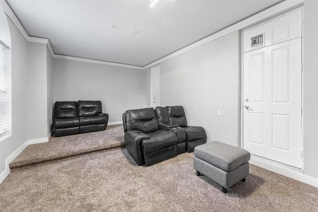 8060 Woodslanding Trail, West Palm Beach, FL 33411