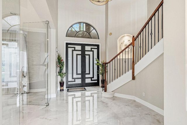 8060 Woodslanding Trail, West Palm Beach, FL 33411