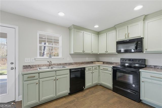 3930 Mabery Road, Gainesville, GA 30507