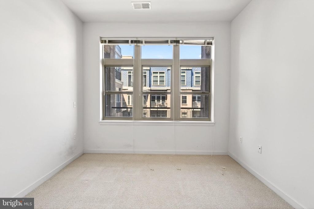 Image 15 of property listing at 1209 N CHARLES ST #306, Baltimore, MD 21201