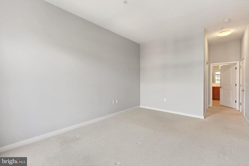 Image 21 of property listing at 1209 N CHARLES ST #306, Baltimore, MD 21201