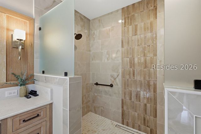 27 Cotesworth Pl, Hilton Head Island, SC 29926